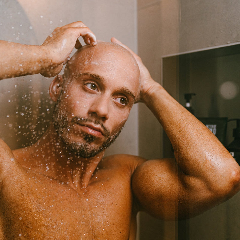Glatze & Körper richtig reinigen